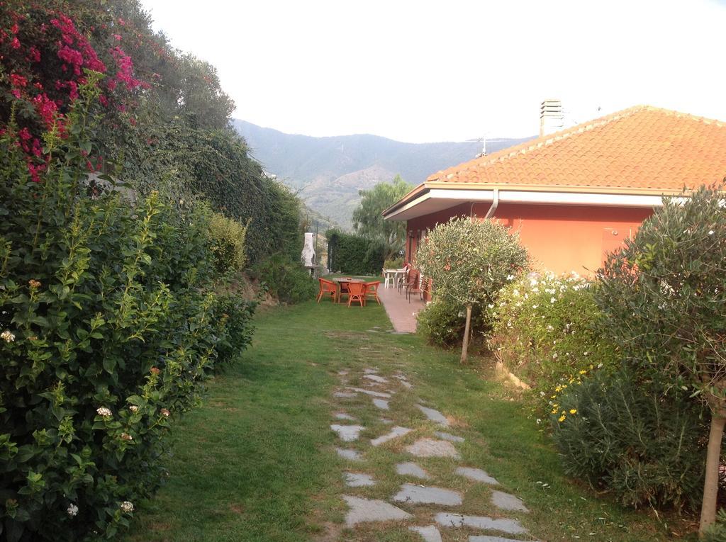 Agriturismo Da Lui บอร์ดิเกรา ภายนอก รูปภาพ