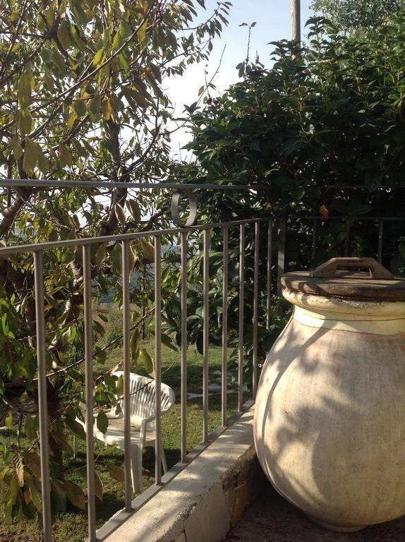 Agriturismo Da Lui บอร์ดิเกรา ภายนอก รูปภาพ